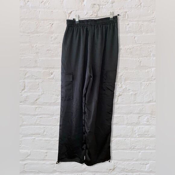Superdown Rita Cargo Pants Black satin track jogger pull on Revolve M - Picture 7 of 9